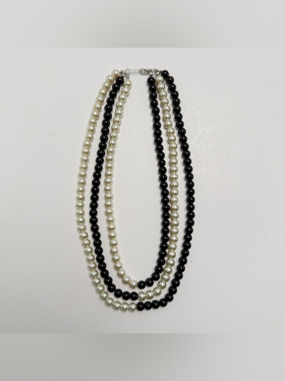 Classic Black and White Beaded Necklace - Women Jewelry